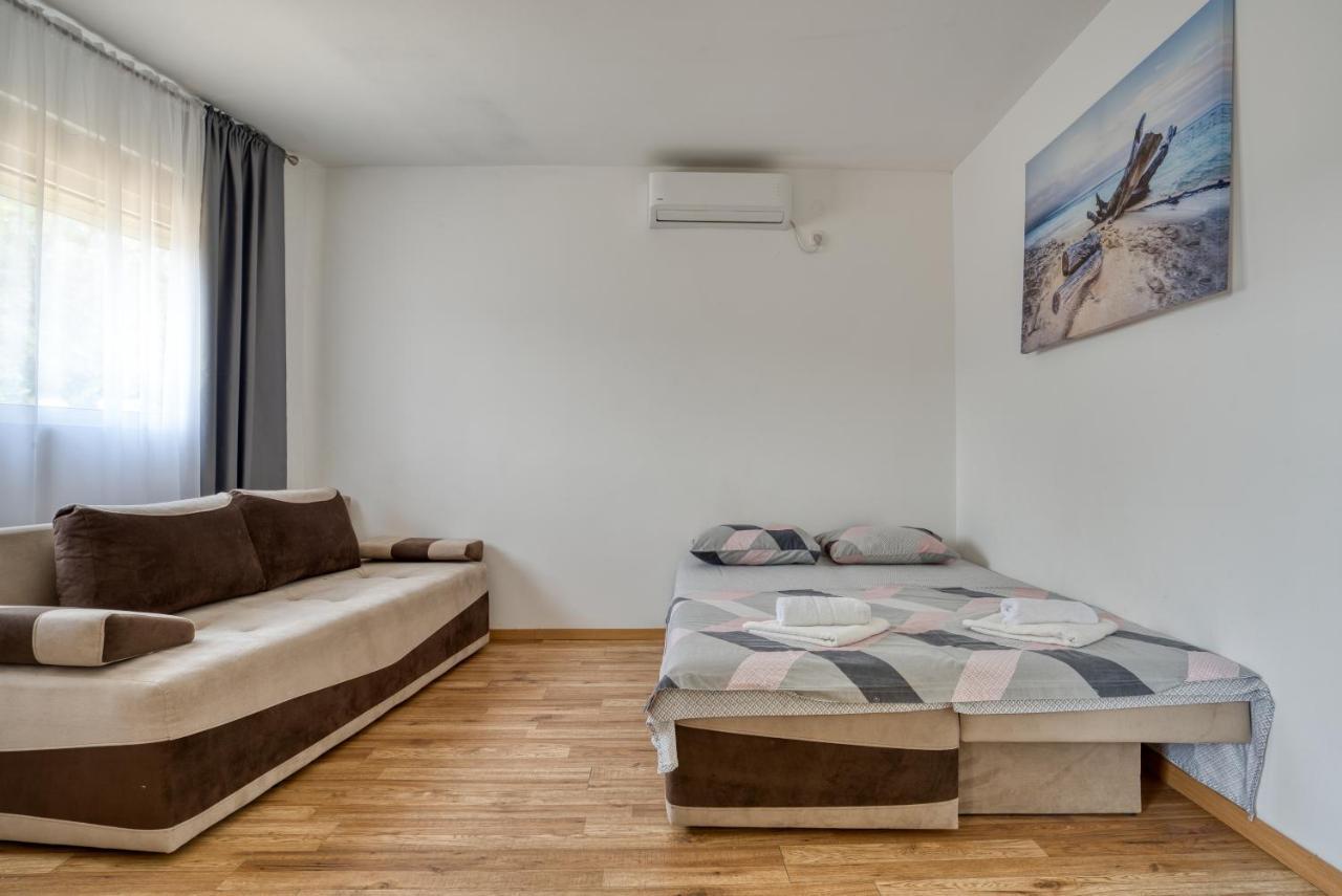 Apartmani Cukic Rafailovici Budva Buitenkant foto