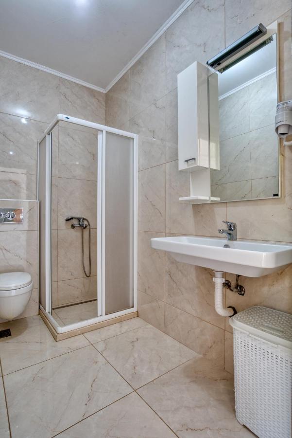 Apartmani Cukic Rafailovici Budva Buitenkant foto
