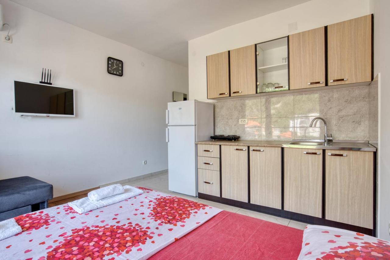 Apartmani Cukic Rafailovici Budva Buitenkant foto